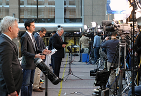 Headline offers live broadcast transmission services in Brussels.